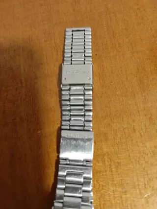 Reloj Casio Digital Plata y Negro