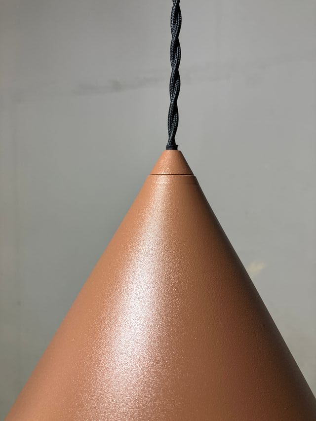 Lampadario conico metallo marrone