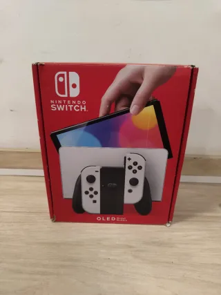 Nintendo Switch OLED Bianca