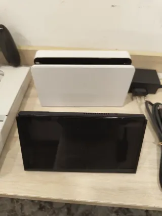 Nintendo Switch OLED Bianca