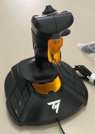 Throttle e joystick Hotas Thrustmaster T16000M