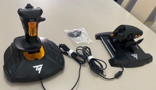 Throttle e joystick Hotas Thrustmaster T16000M