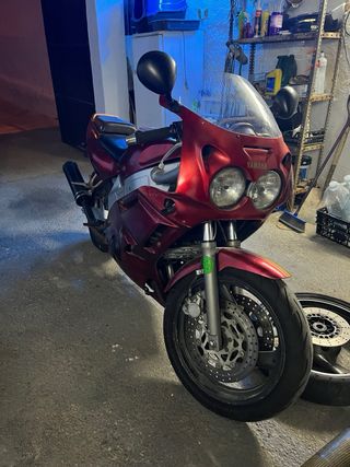 Yamaha FZR600 3HE Genesis