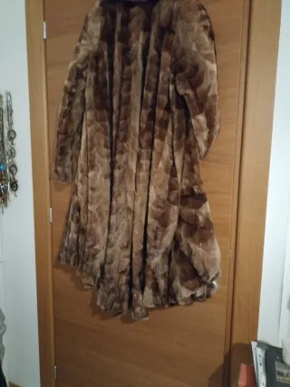 Pelliccia donna color miele