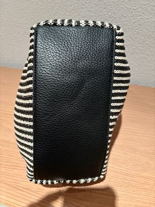 Bolso Parfois Rayas Blanco y Negro