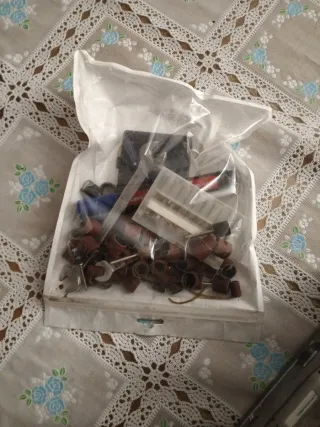 Dremel 400 Digital + Accesorios