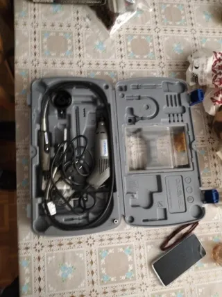 Dremel 400 Digital + Accesorios