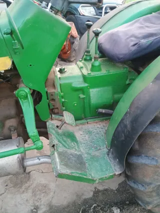 Tractor John Deere 515