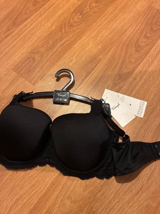 Sujetador Triumph Negro Talla 70E Sin Usar