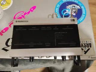 Native Instruments Audio 8 DJ