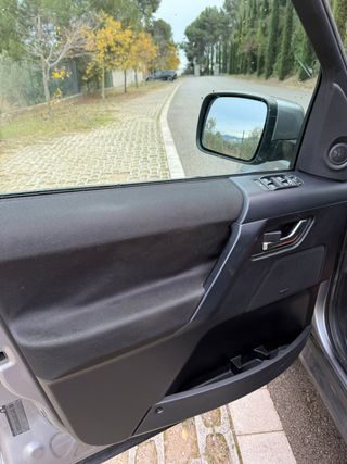 Land Rover Freelander 2013