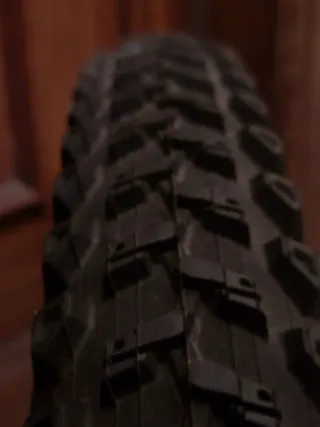 2 Ruedas Btwin 24 x 1.95 ETRTO 47-507 Nuevas