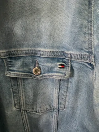 Cazadora vaquera Tommy Hilfiger Talla M