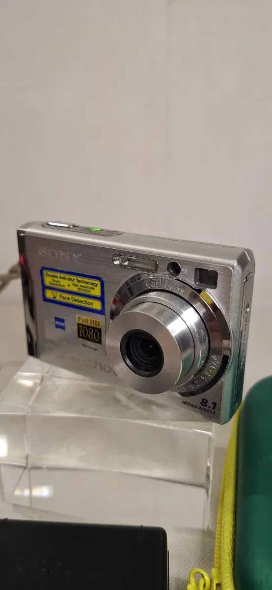 Cámara Digital Sony Cyber-shot DSC-W90