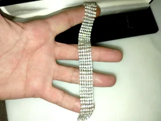 Pulsera de circonitas plateada