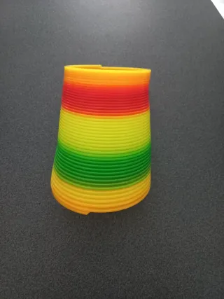 Molla arcobaleno giocattolo