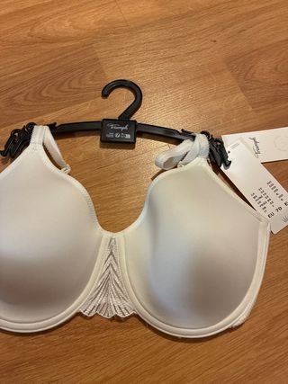 Sujetador Triumph 70E Blanco Nuevo SIN ESTRENAR