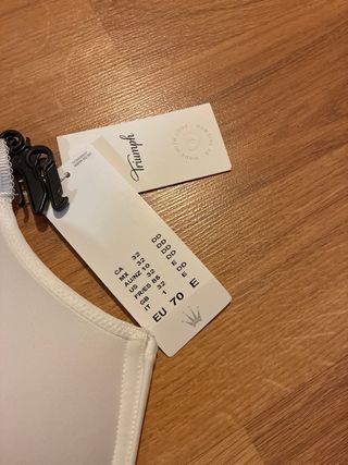 Sujetador Triumph 70E Blanco Nuevo SIN ESTRENAR