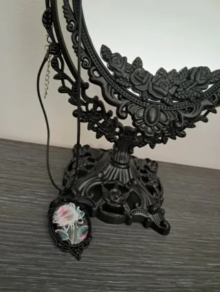 Collar Rosa Encantada