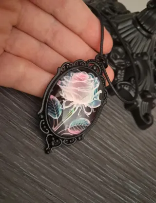 Collar Rosa Encantada