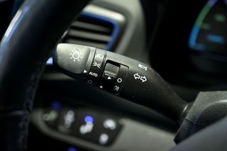 Hyundai IONIQ   1.6 GDI HEV Tecno DCT