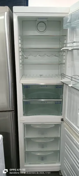 Nevera Combi Liebherr energía A+ Blanca