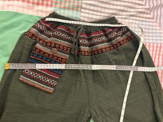 Pantalón verde botella verano