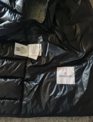Chaleco Moncler Talla 6 Negro
