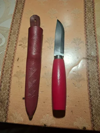 Coltello vintage nuovo con fodero