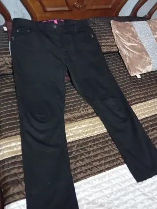 Vaqueros negros mujer