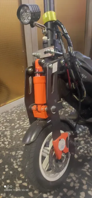 Patinete Eléctrico con motor trasero