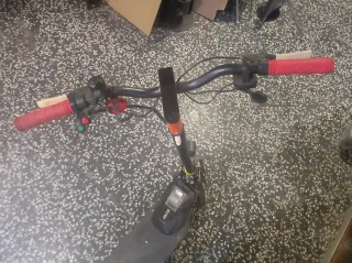 Patinete Eléctrico con motor trasero