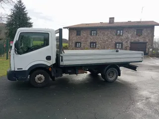 Nissan Cabstar 2008