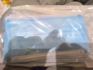 100 Mascarillas Quirúrgicas Azul y Verde