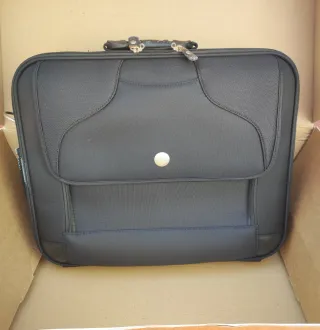 Maletín portátil Dell semirrígido negro nuevo