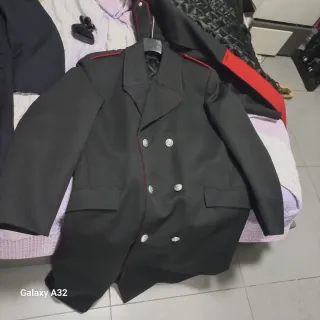 Cappotti Carabinieri XL con fodera rossa