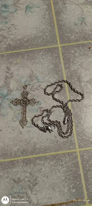 Collar Cruz Plata