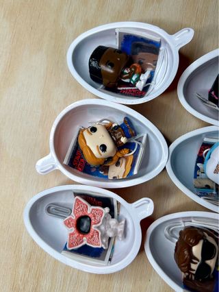 Pack 9 Mini Funkos Stranger Things Kinder Joy