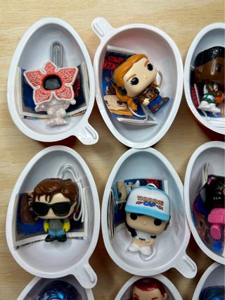 Pack 9 Mini Funkos Stranger Things Kinder Joy