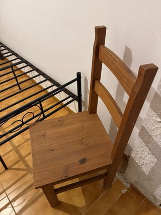 Silla de madera