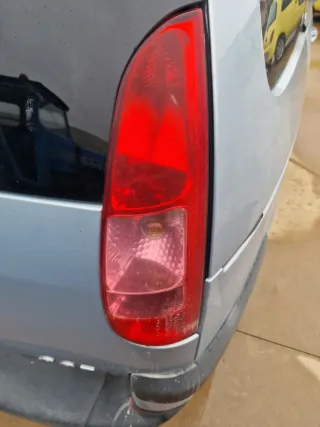 Faro Trasero Derecho Peugeot 807