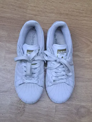 Adidas Superstar Blancas