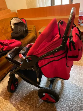 Carrito de bebé y silla de coche