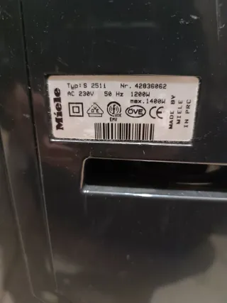 Aspiradora Miele Verde