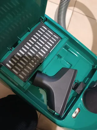 Aspiradora Miele Verde