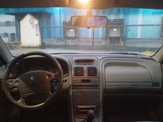 Renault Laguna 1998