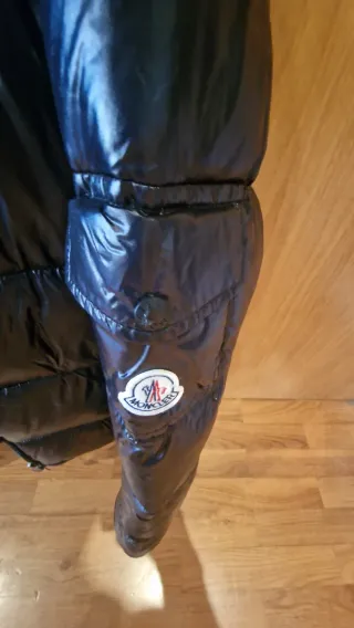 Plumífero Moncler Negro Brillante