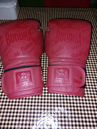 Guantes de boxeo Buddha color burdeos
