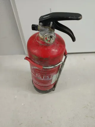 Extintor ABC 2kg com suporte