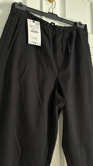 Pantalón Carrot Fit Zara Negro